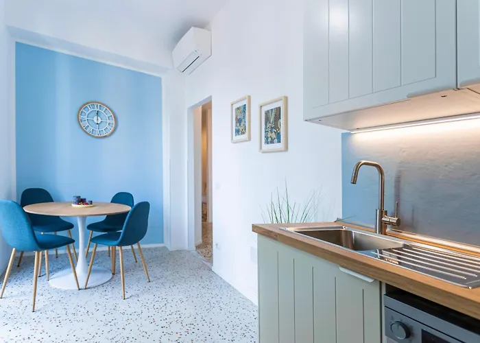 Flora Cozy Flat Close To Metro *